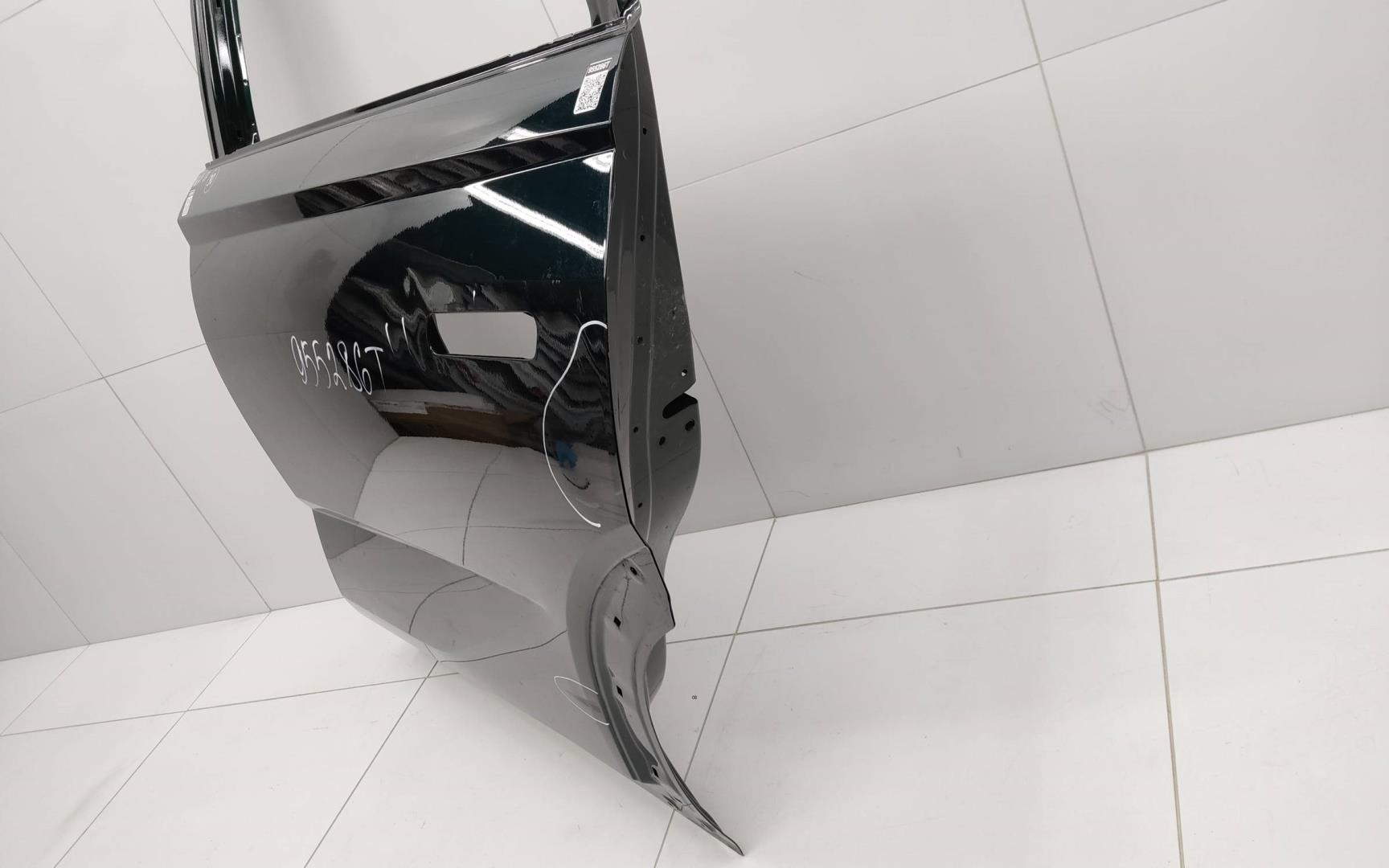 Дверь задняя левая