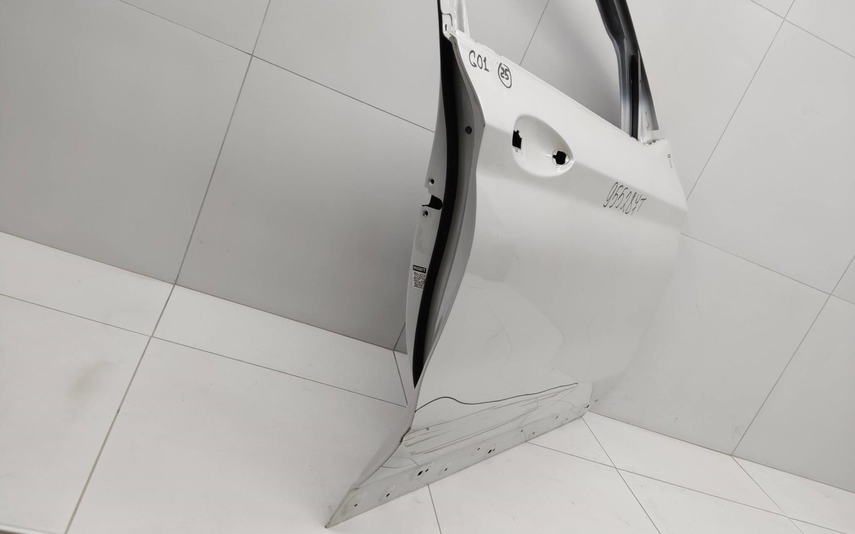 Дверь передняя правая