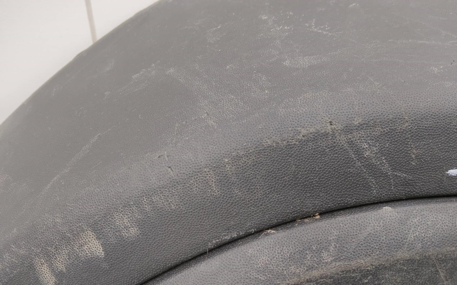 Накладка переднего крыла правого