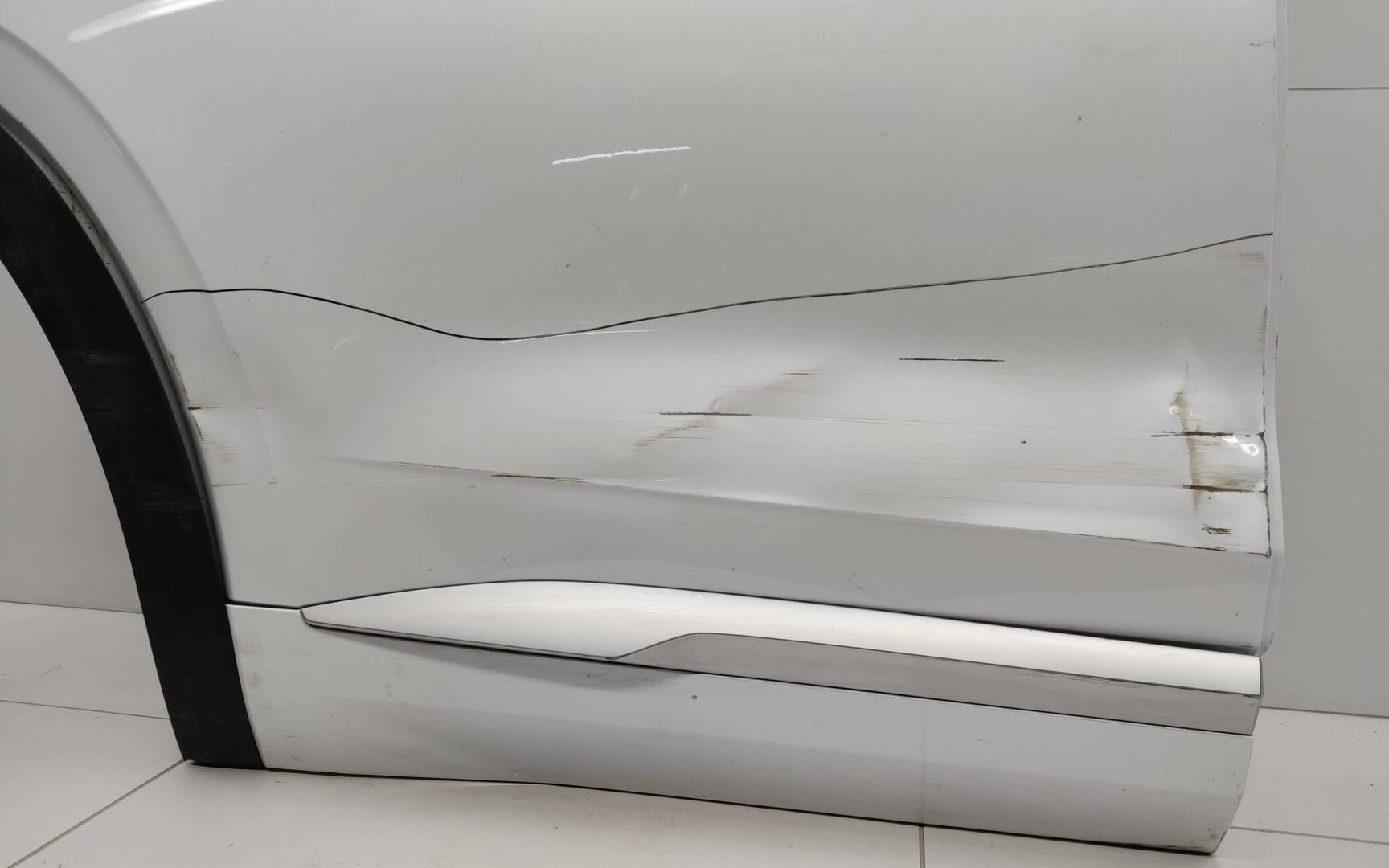 Дверь задняя правая