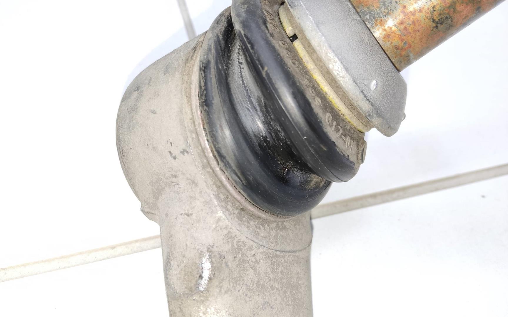 Рычаг передний нижний левый передний