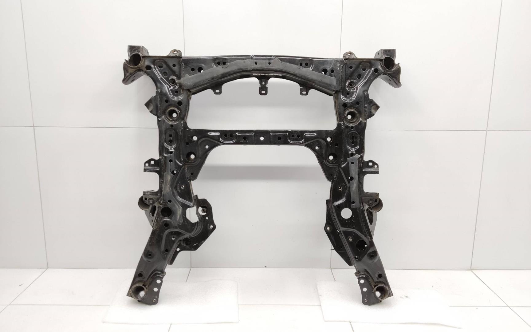 Балка подмоторная