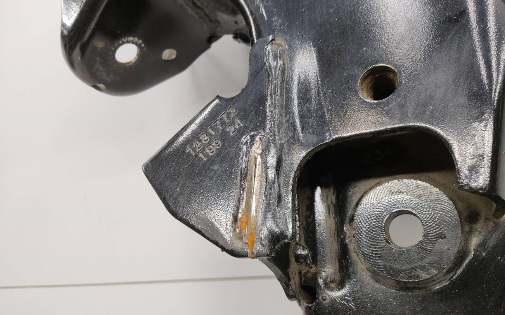 Балка подмоторная