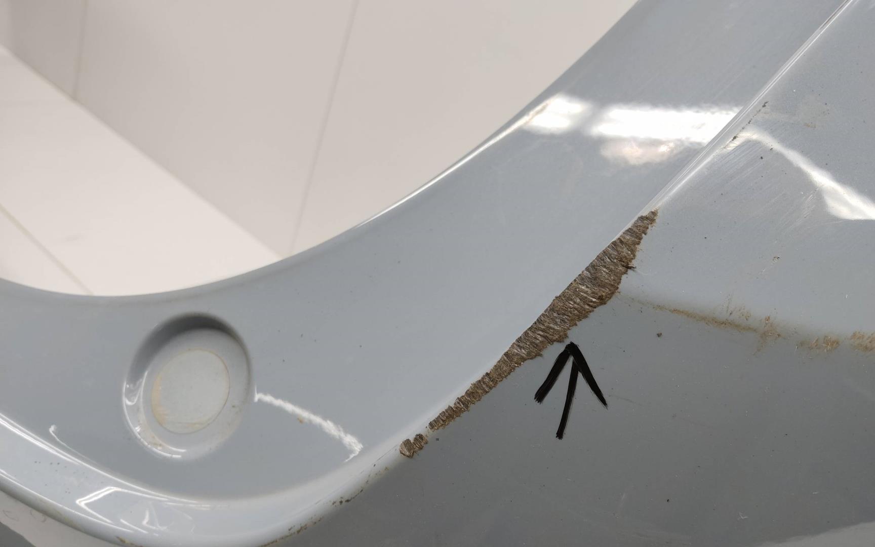 Бампер задний