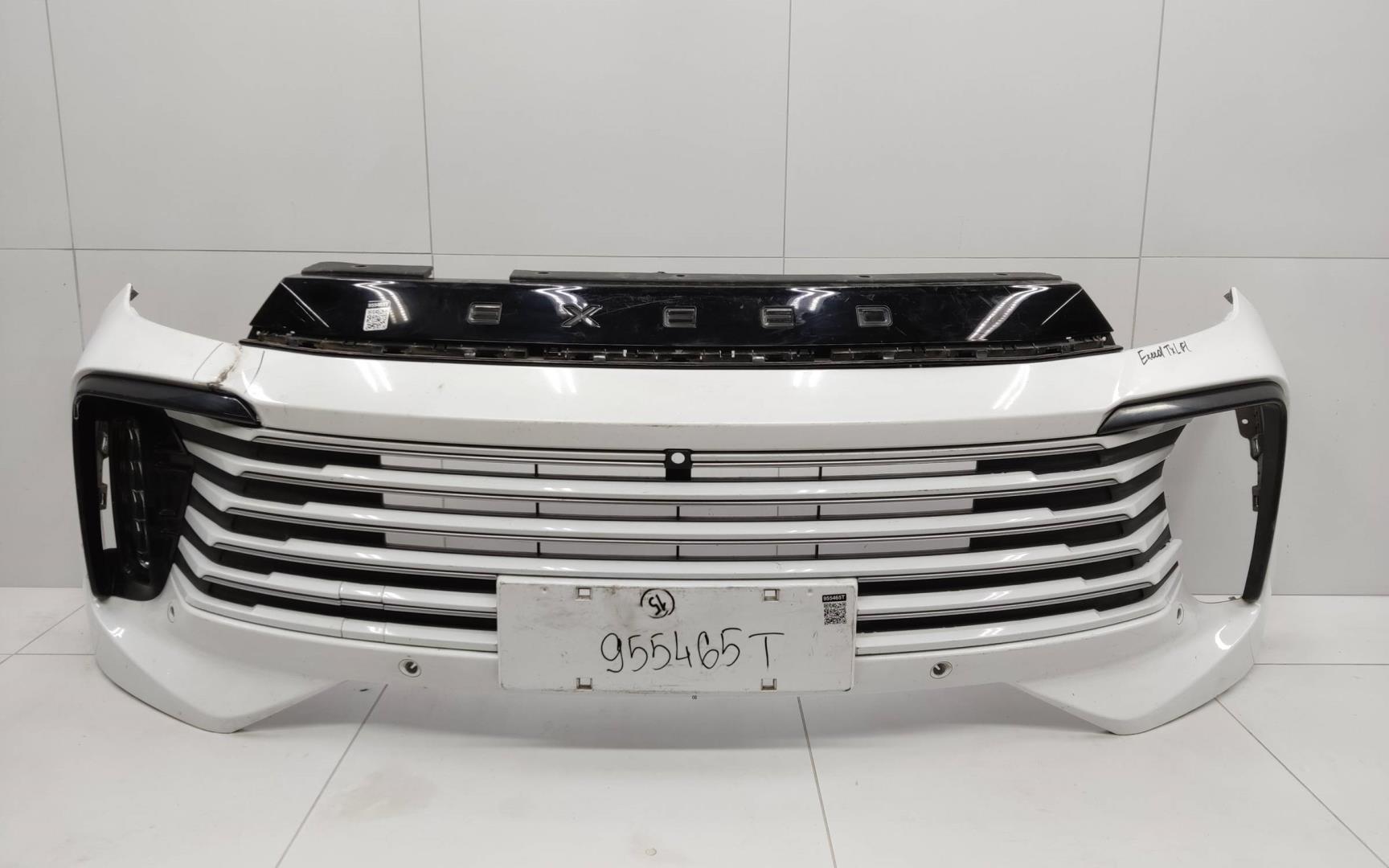 Бампер передний