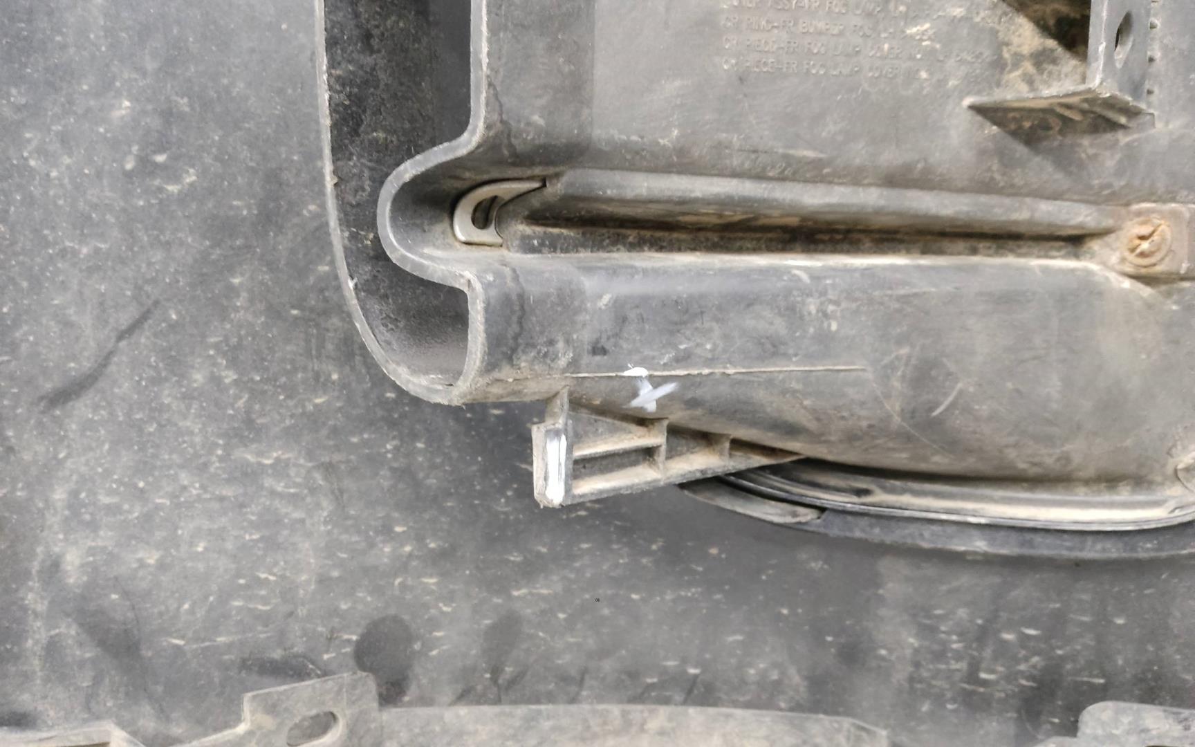 Бампер передний