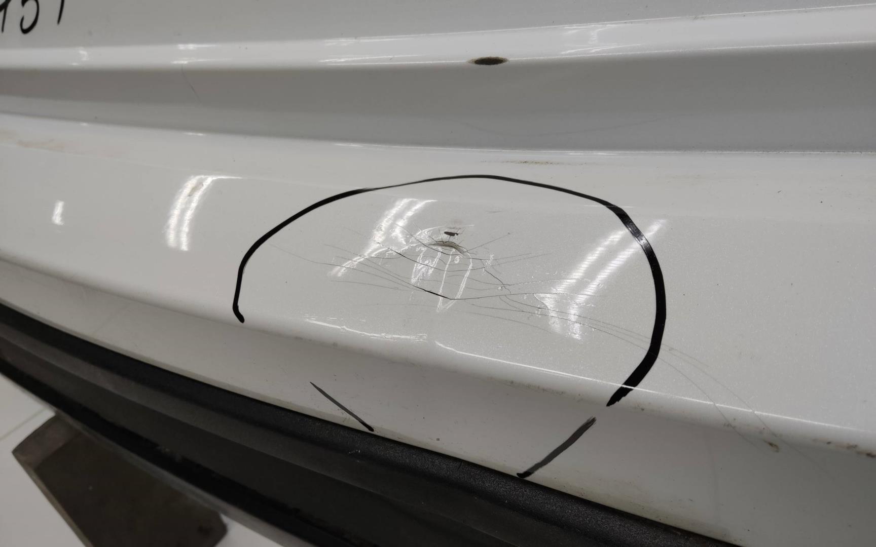 Бампер задний