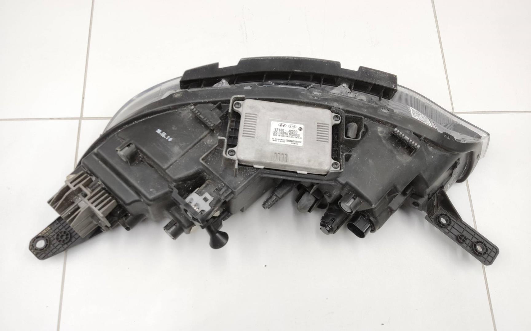 Фара правая