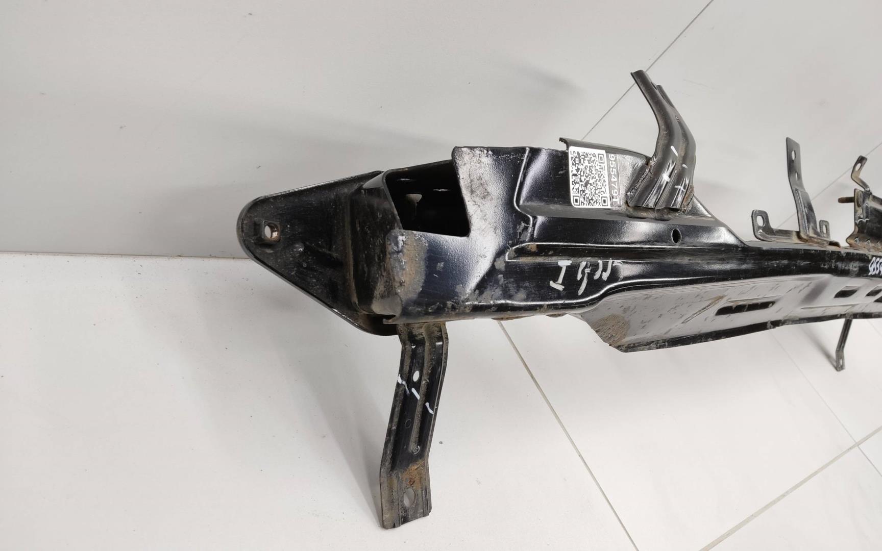 Усилитель заднего бампера