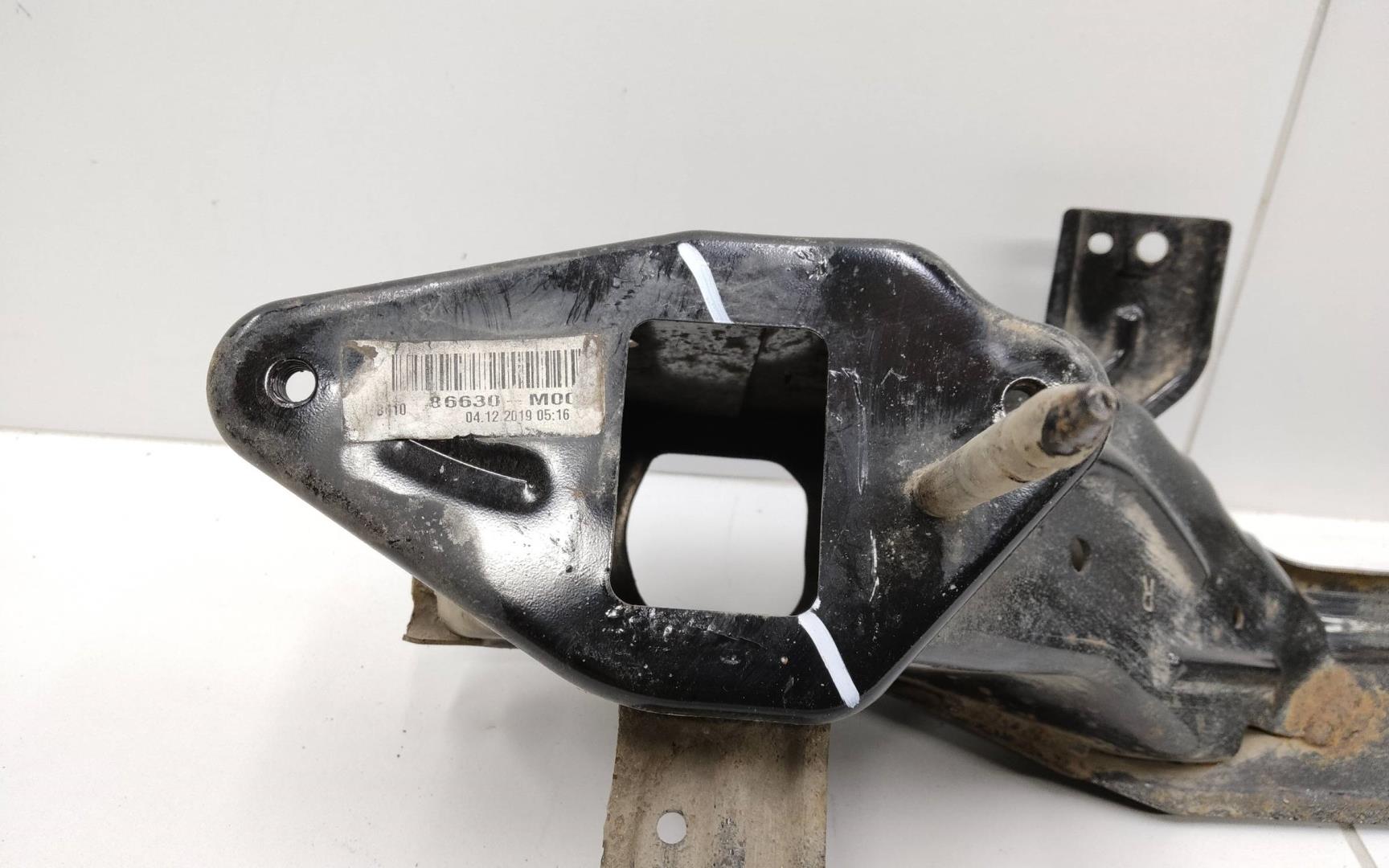 Усилитель заднего бампера