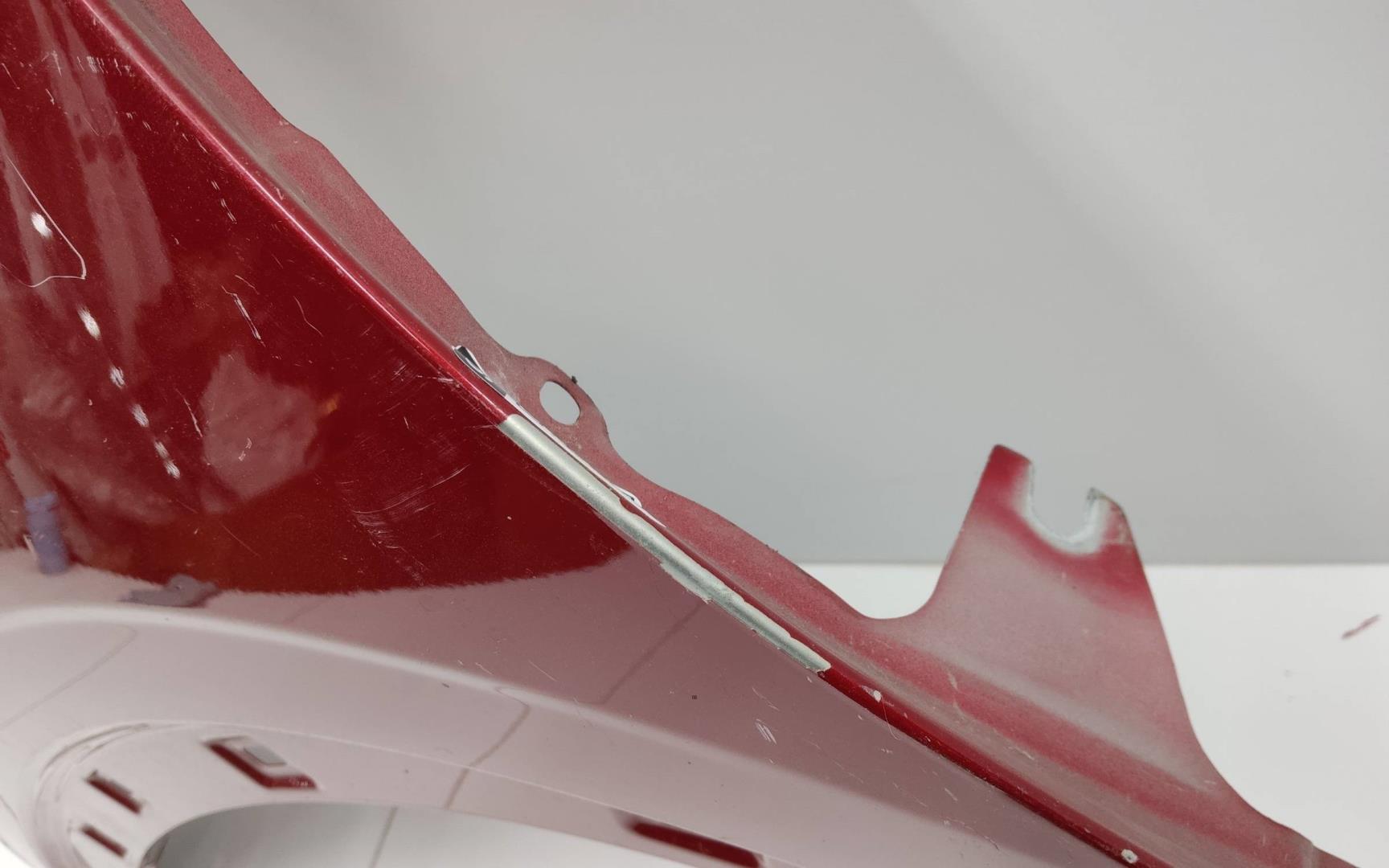 Крыло переднее левое