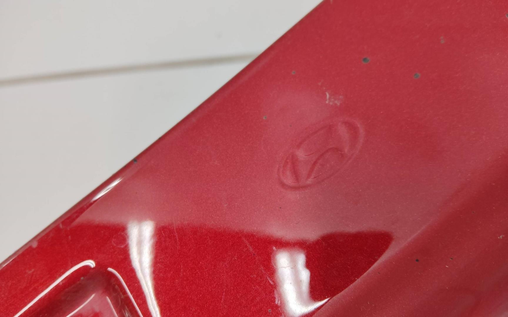 Крыло переднее левое