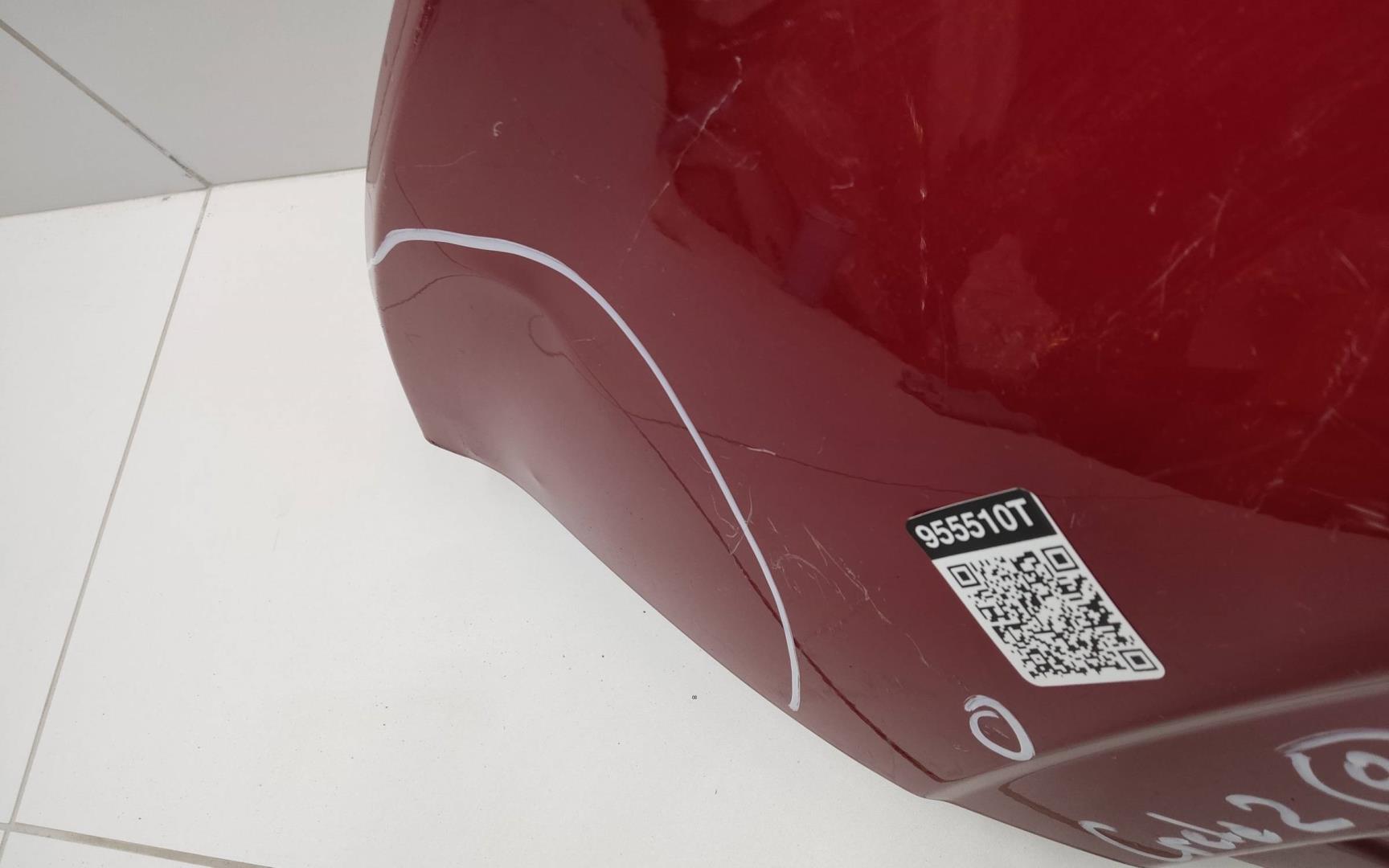 Крыло переднее левое