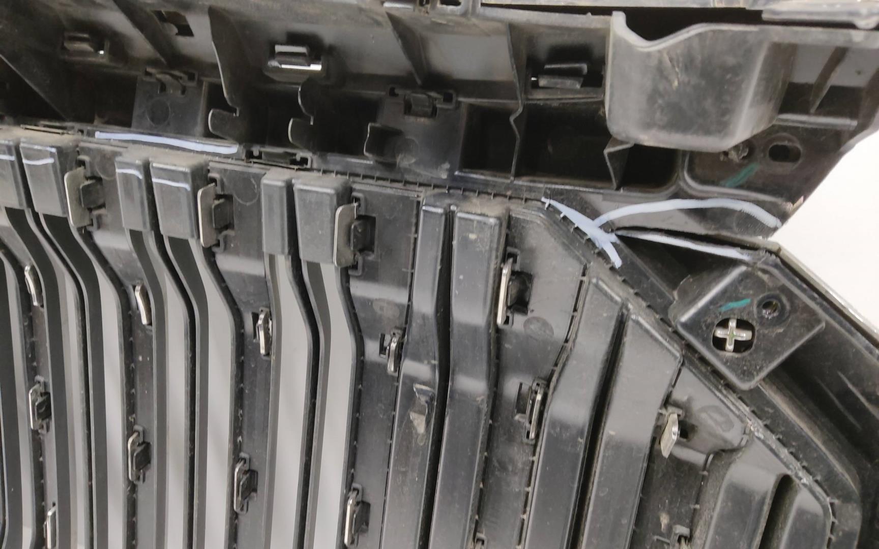 Решетка радиатора