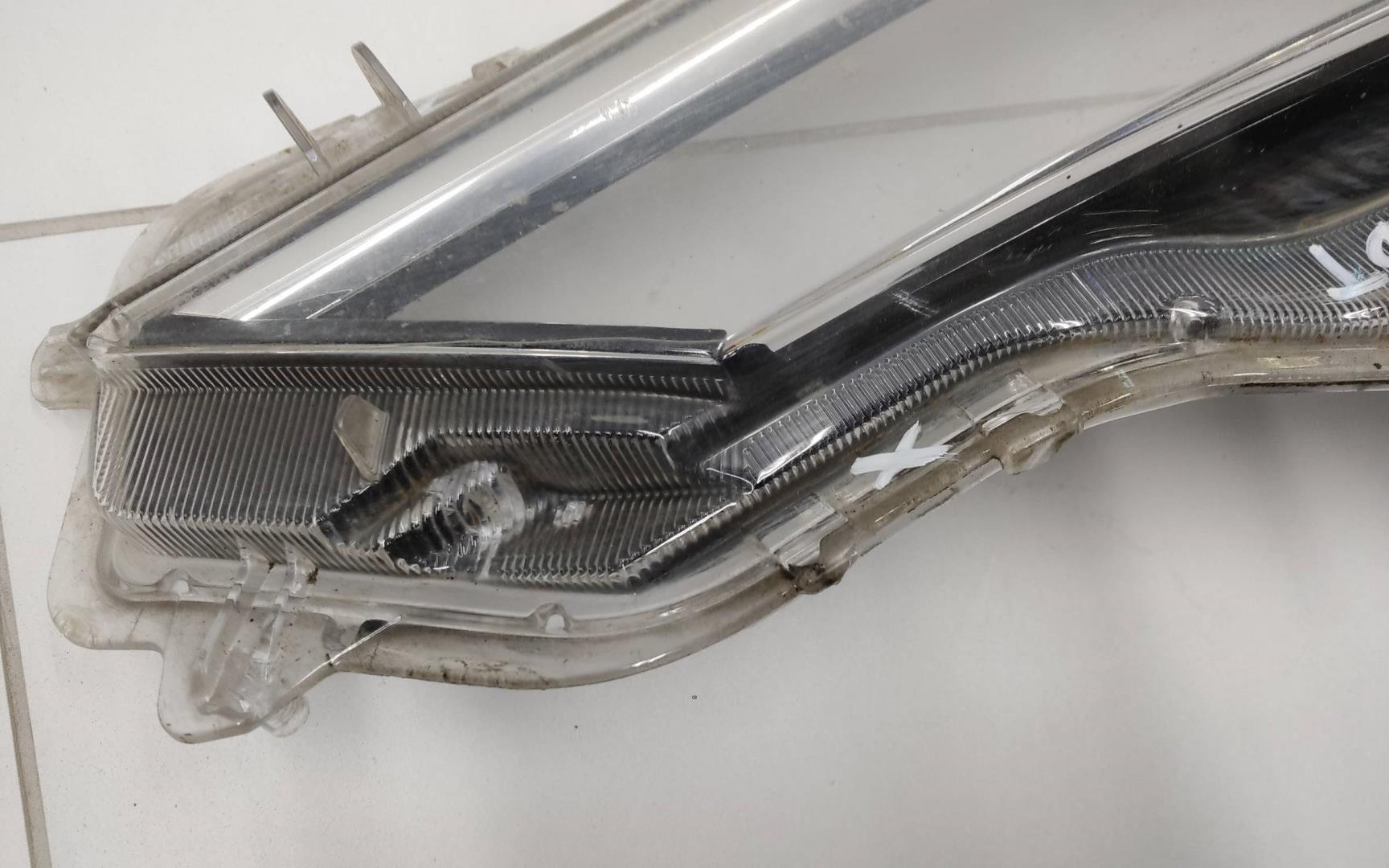 Стекло фары