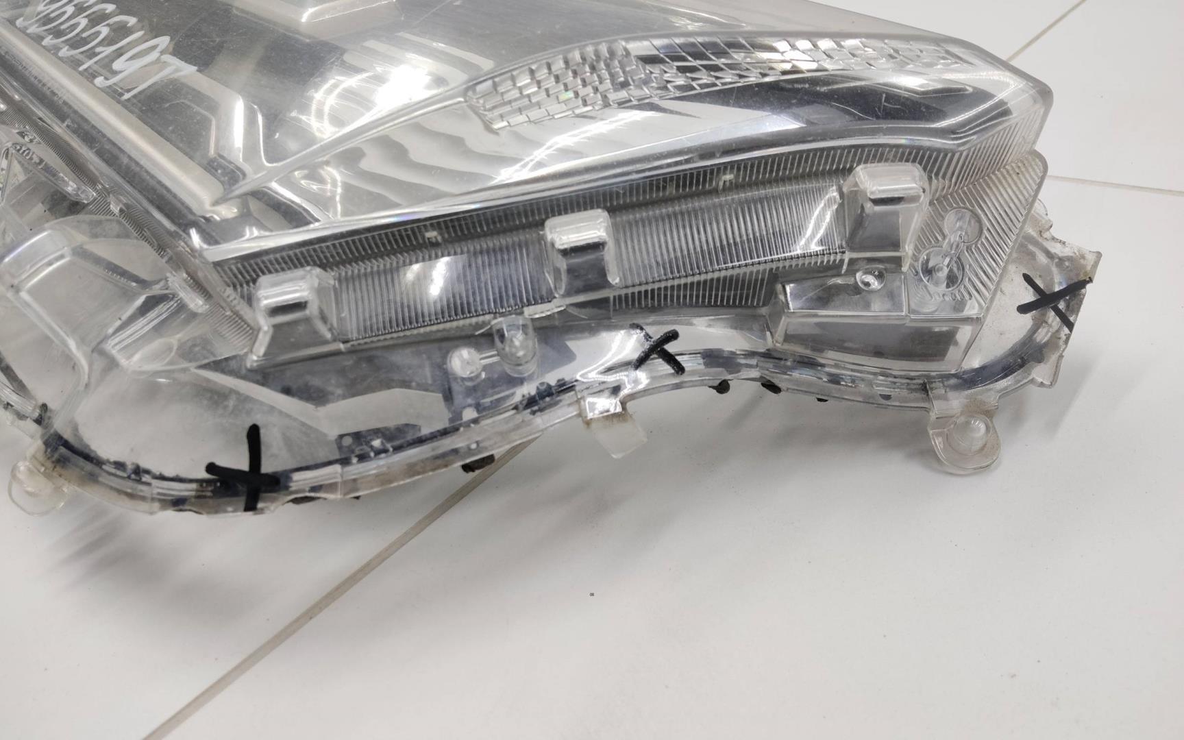 Стекло фары