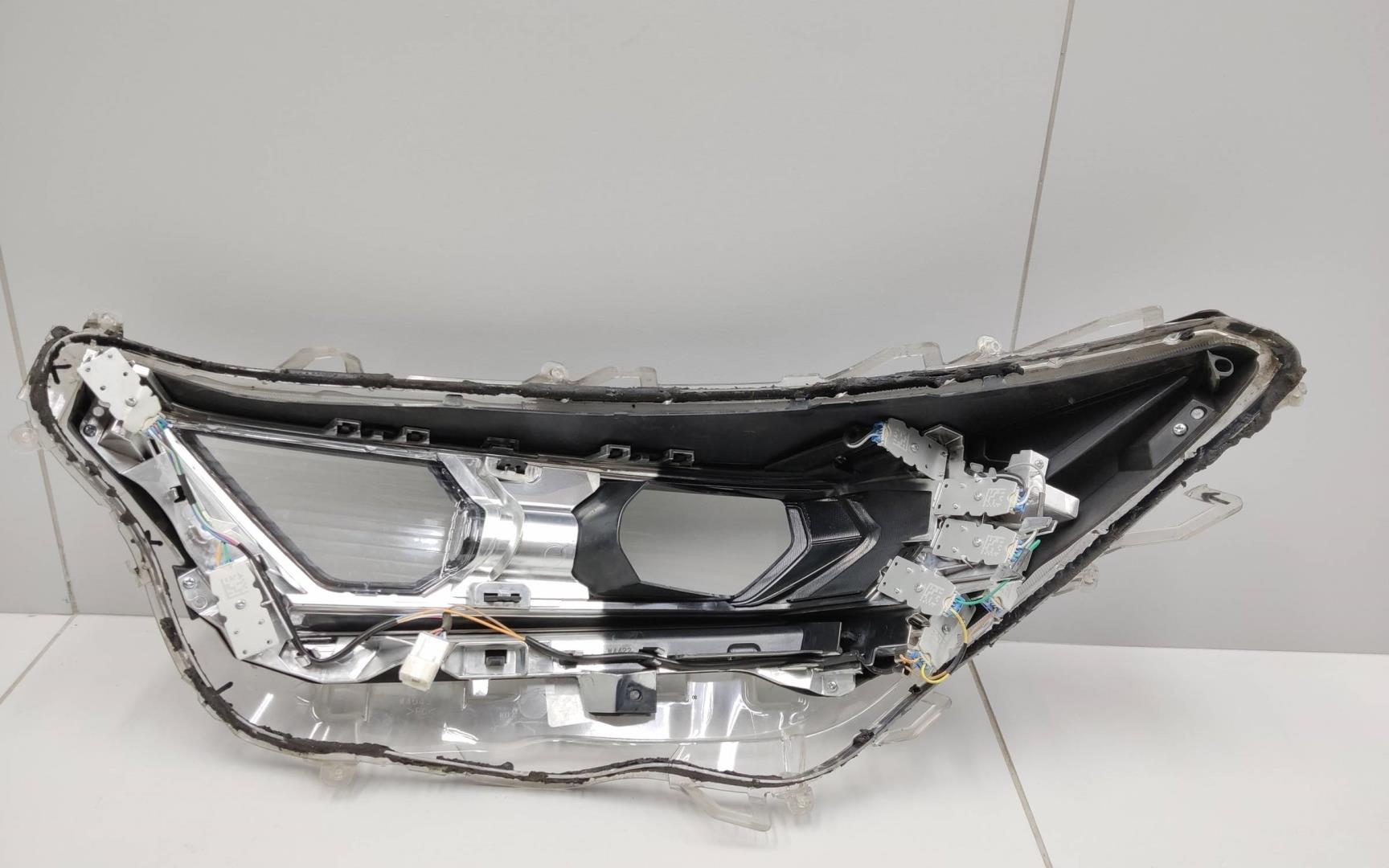 Стекло фары