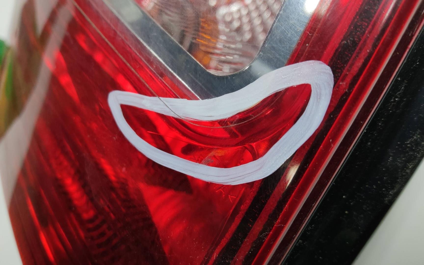 Фонарь задний левый