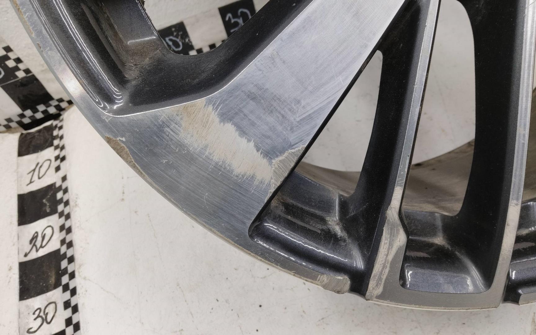 Диск колесный литой легкий сплав