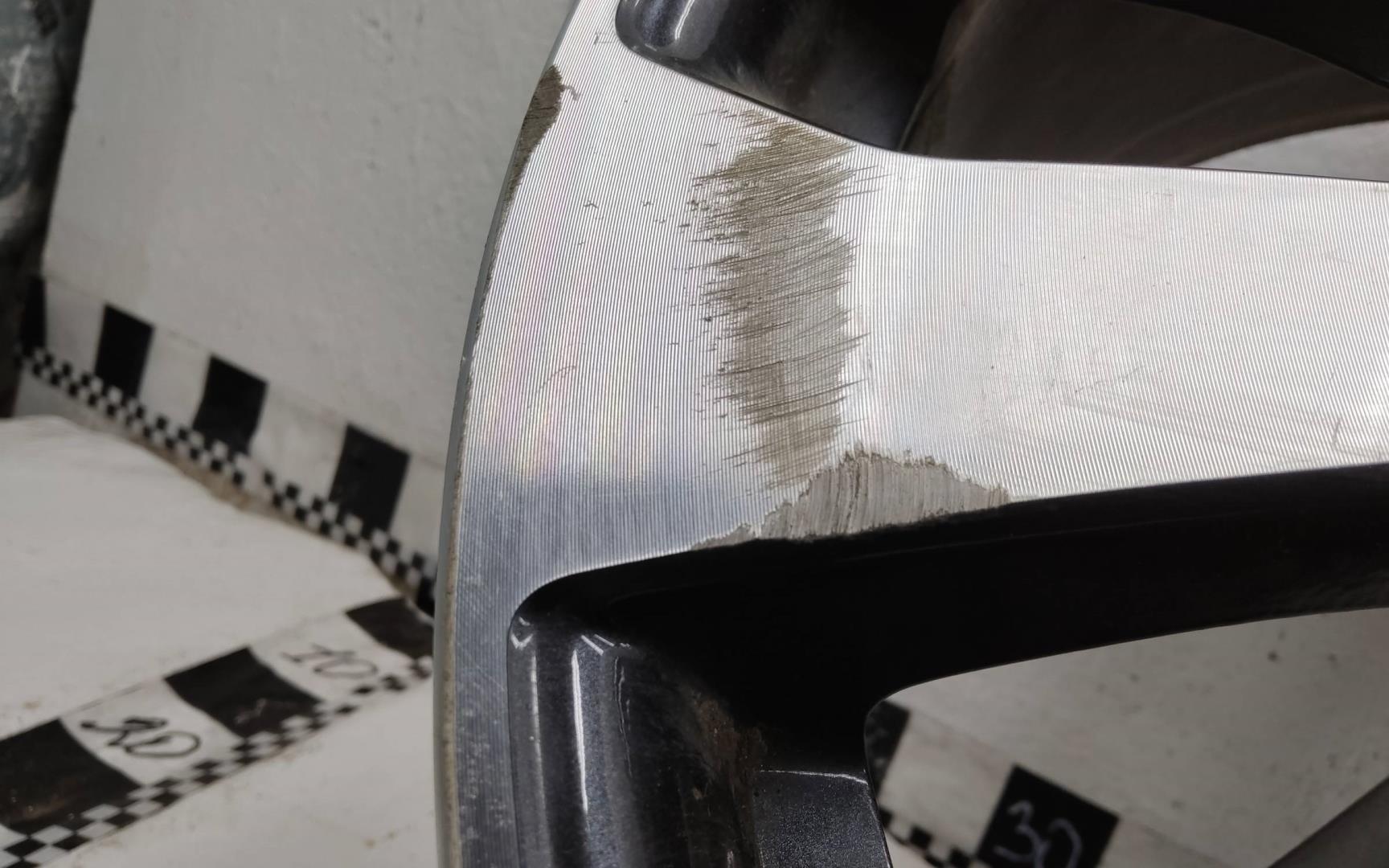 Диск колесный литой легкий сплав