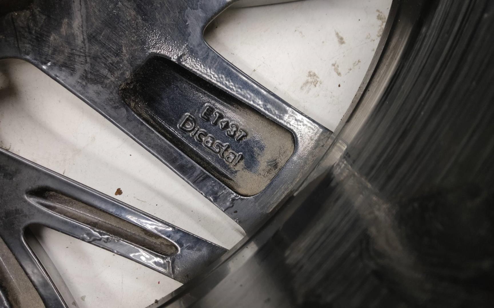 Диск колесный литой легкий сплав