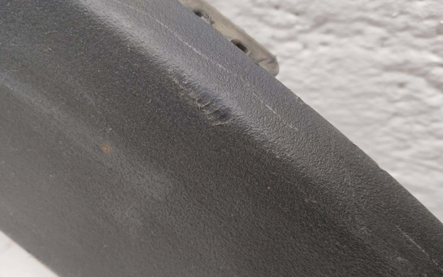 Накладка заднего крыла левого