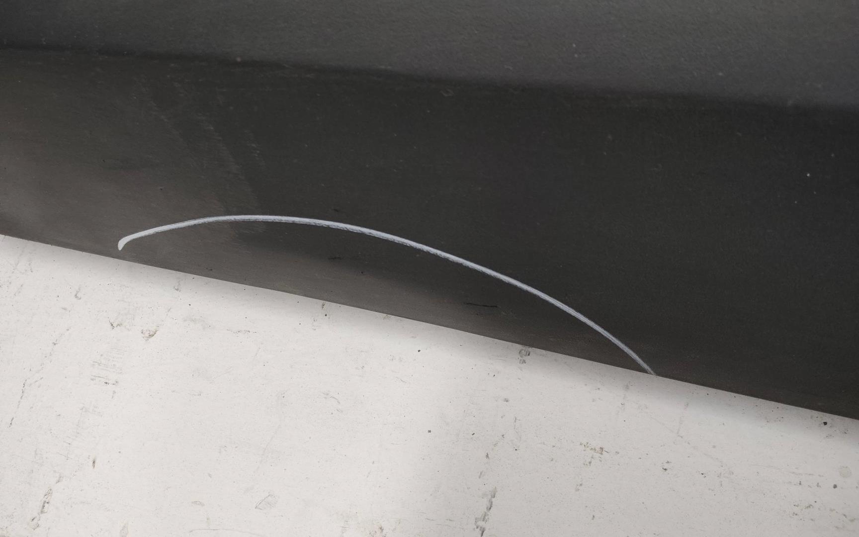 Накладка двери передней левой