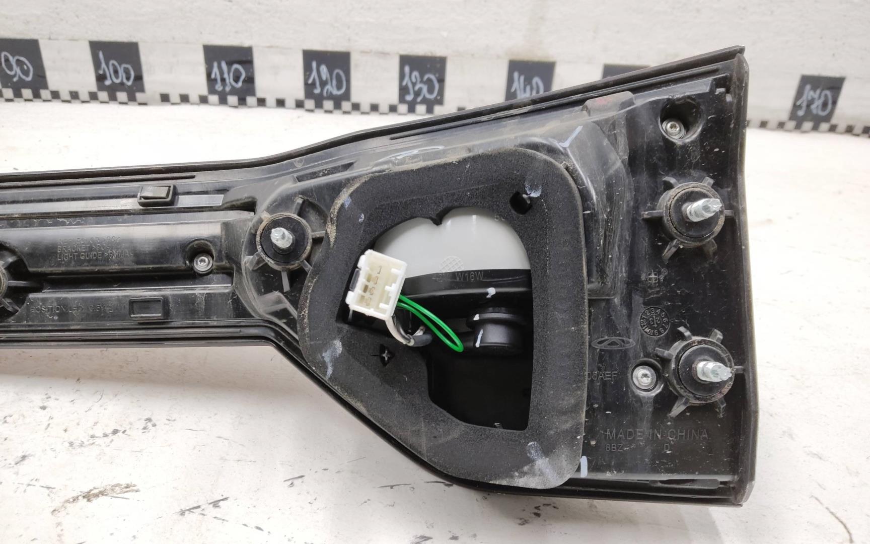 Фонарь задний