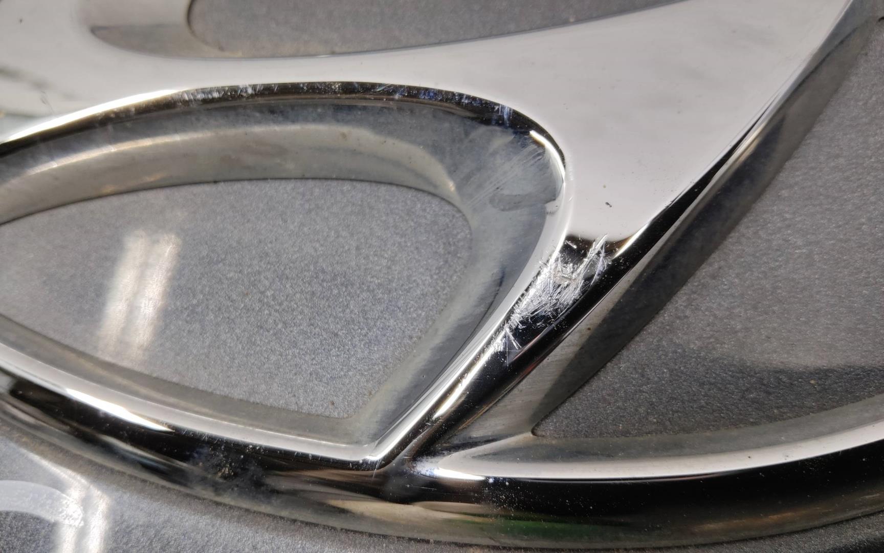 Накладка крышки багажника