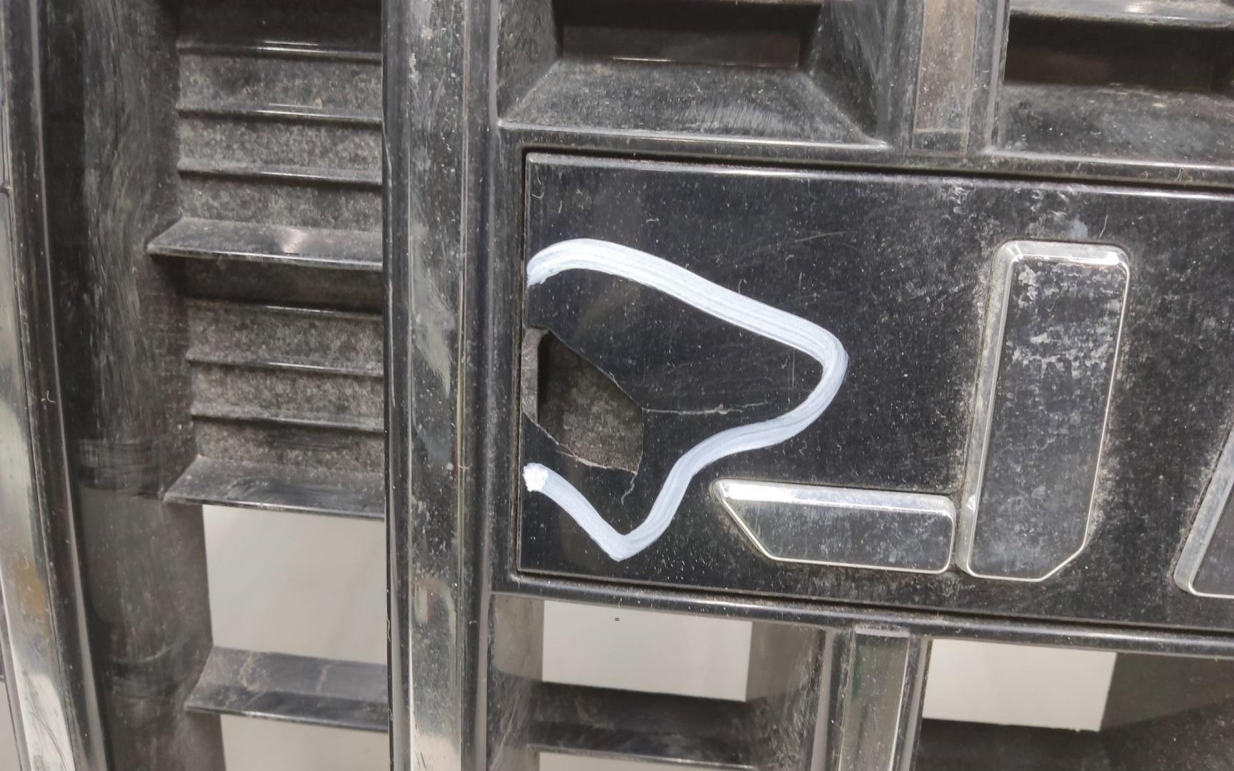 Решетка радиатора