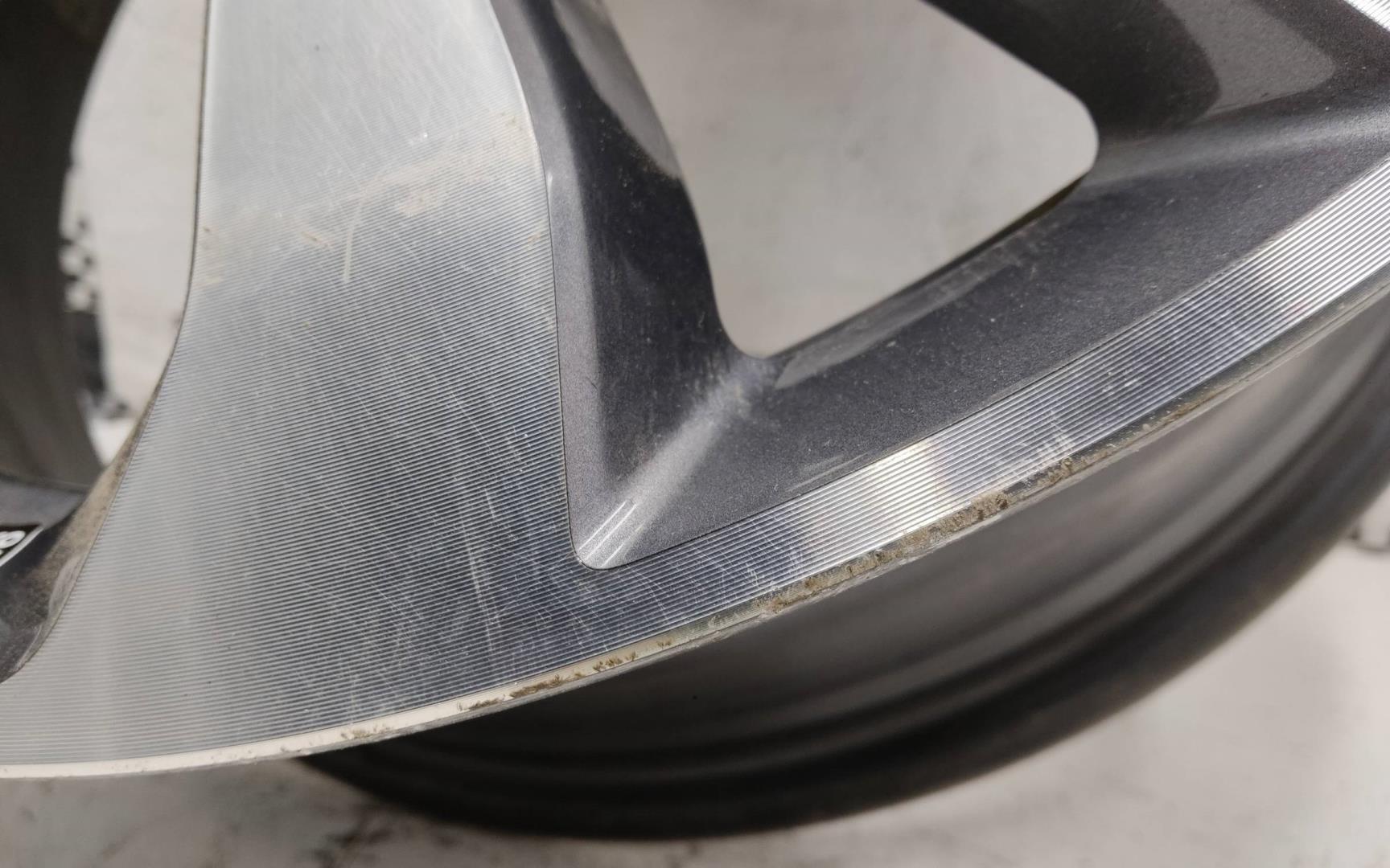 Диск колесный литой легкий сплав