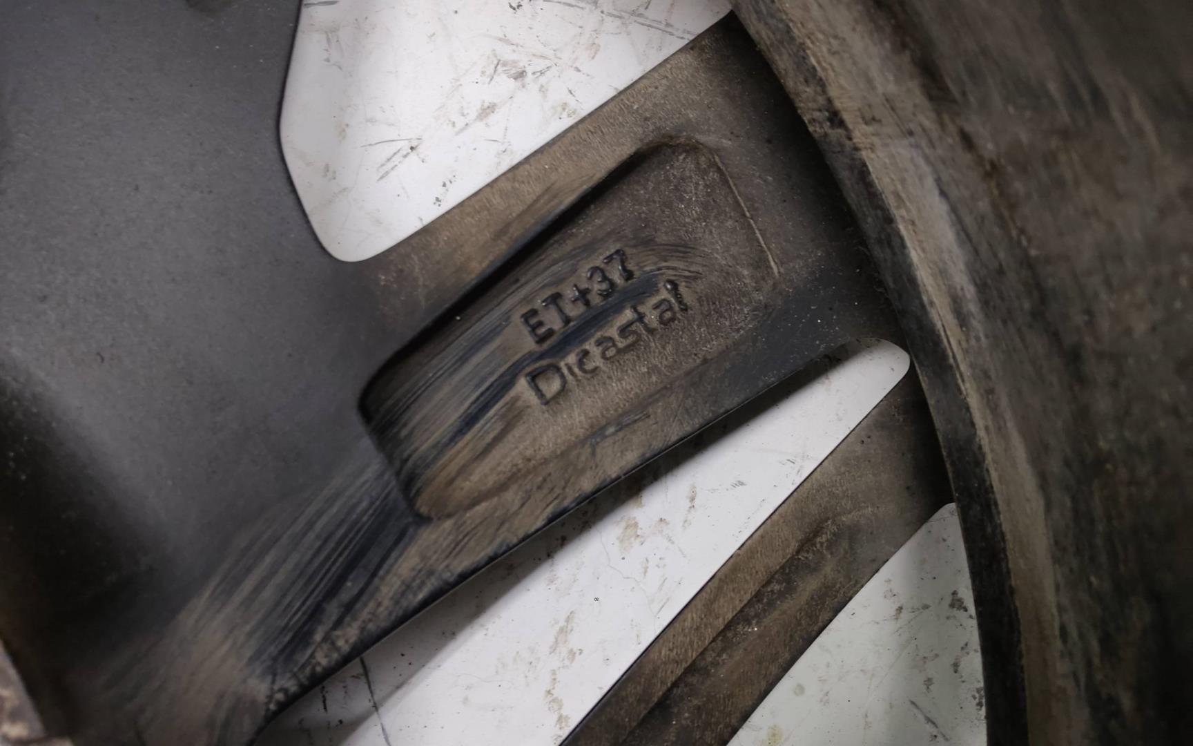 Диск колесный литой легкий сплав