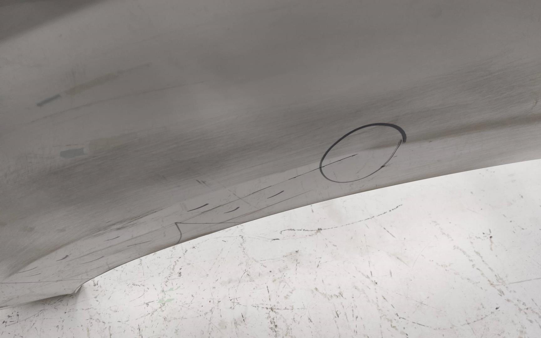 Крыло переднее левое