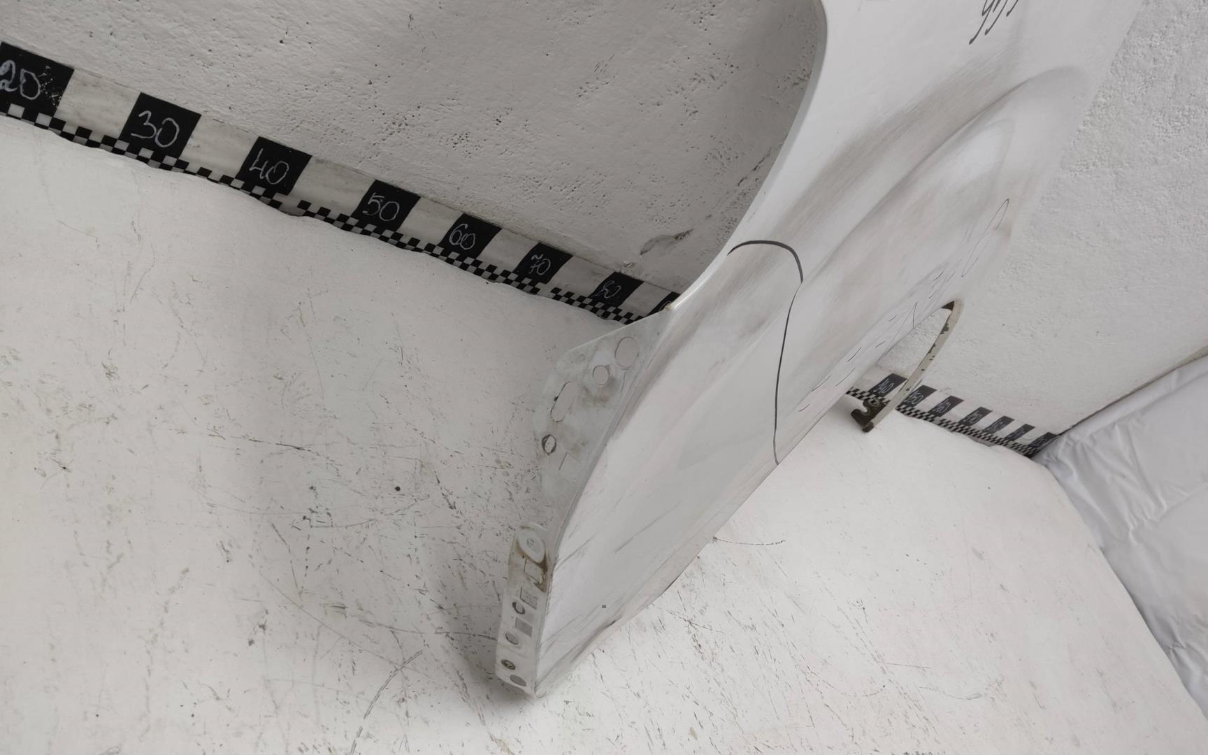 Крыло переднее левое