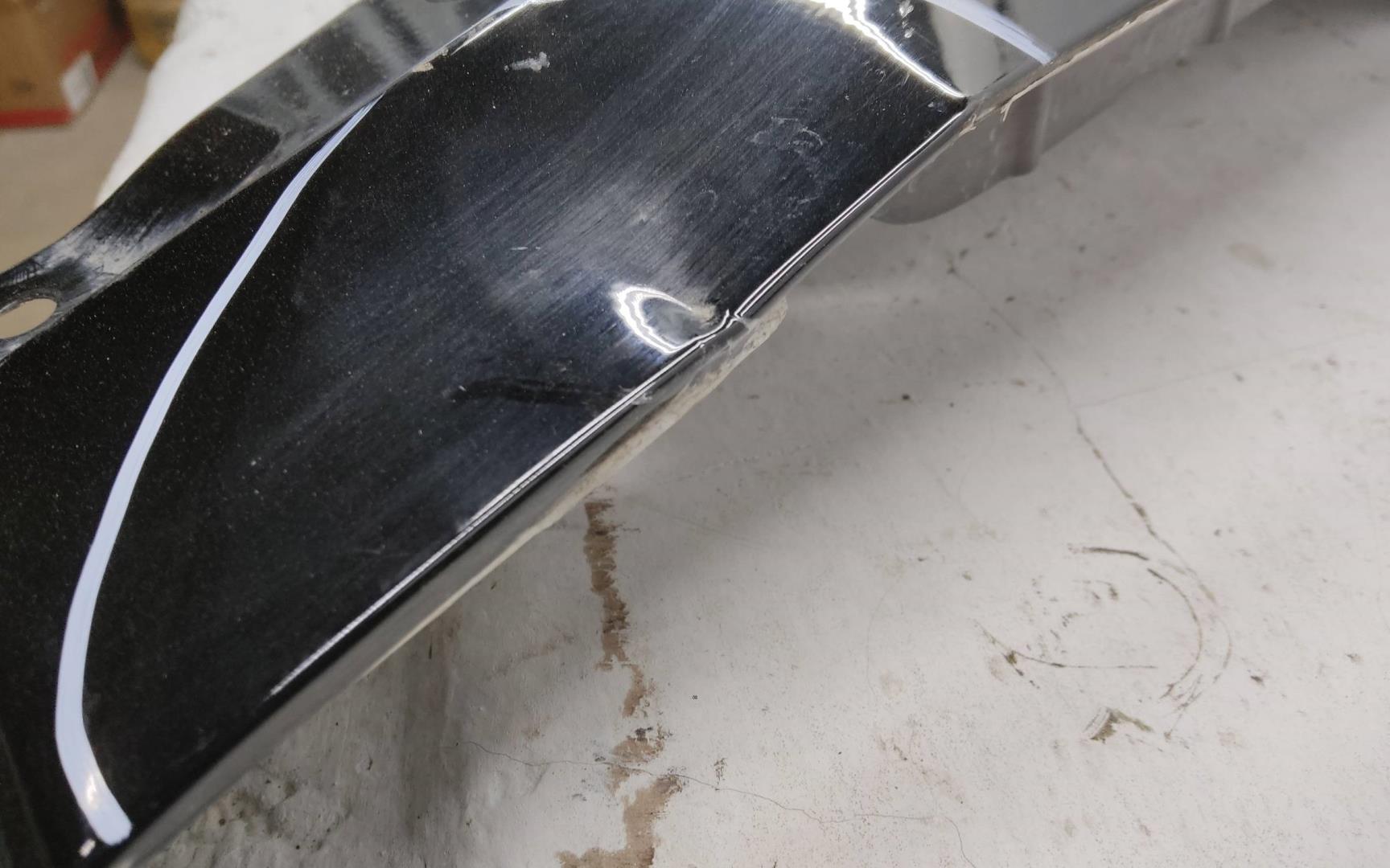 Крыло переднее левое