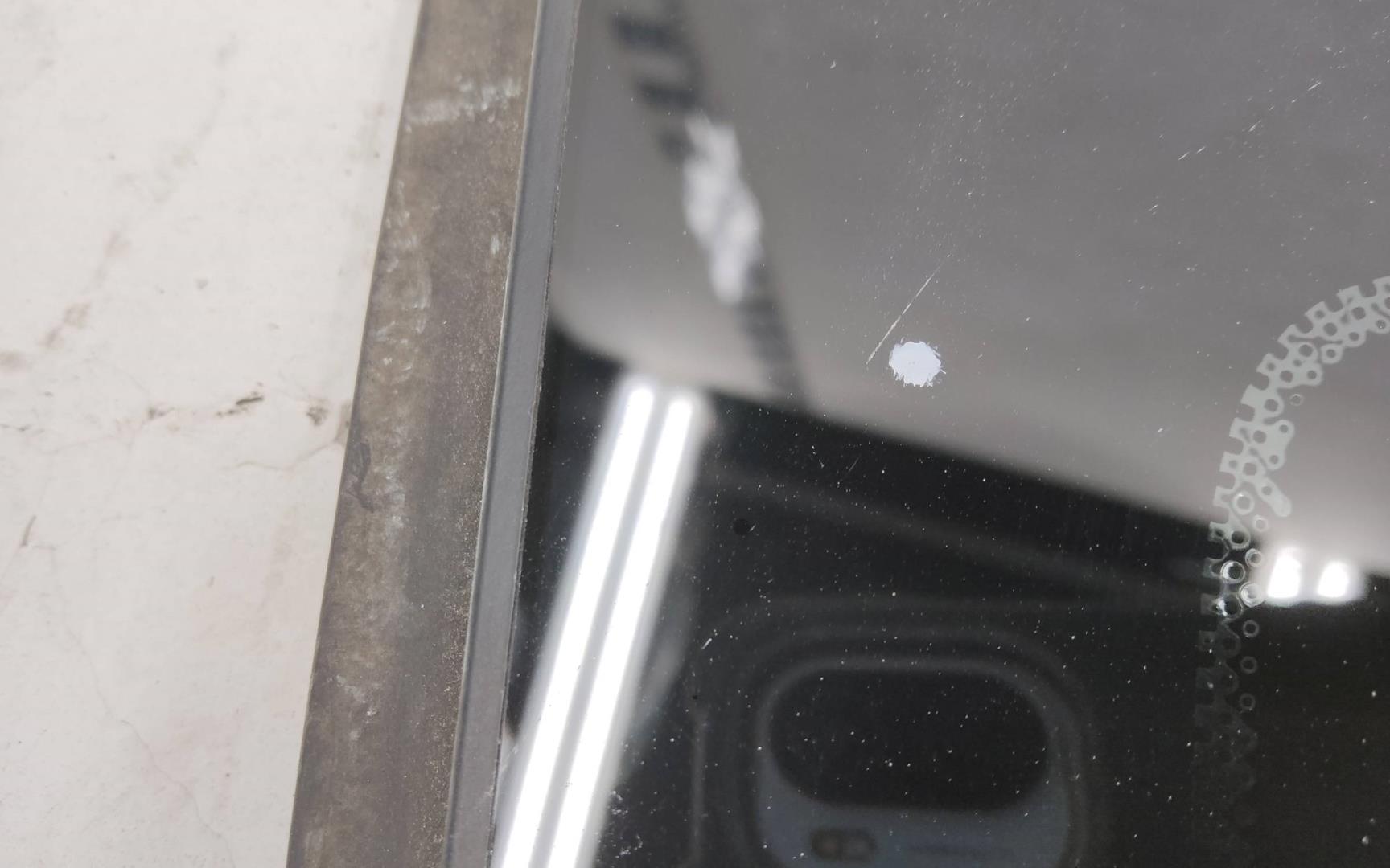 Стекло кузовное глухое левое