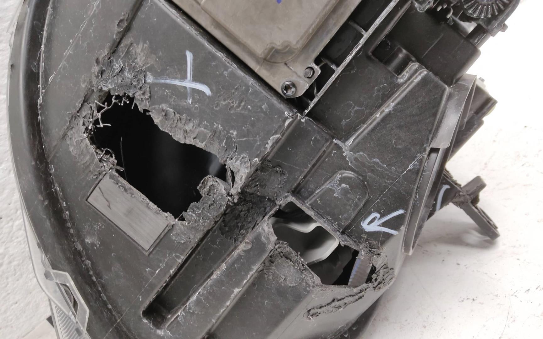 Фара правая