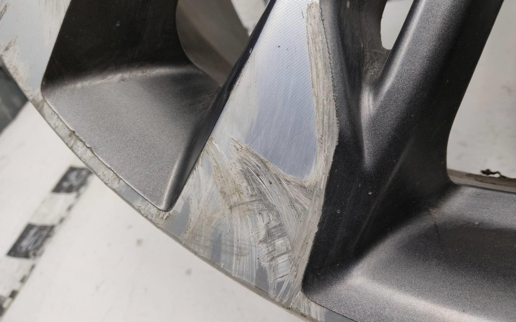 Диск колесный литой легкий сплав