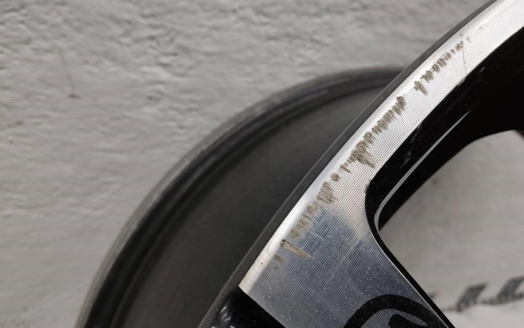 Диск колесный литой легкий сплав