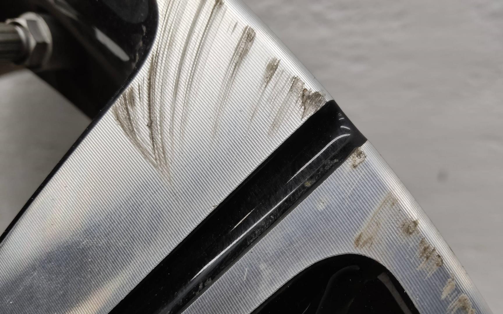 Диск колесный литой легкий сплав