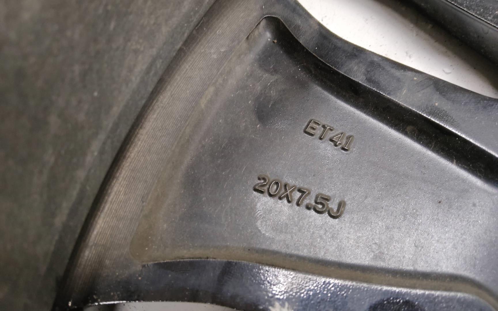 Диск колесный литой легкий сплав