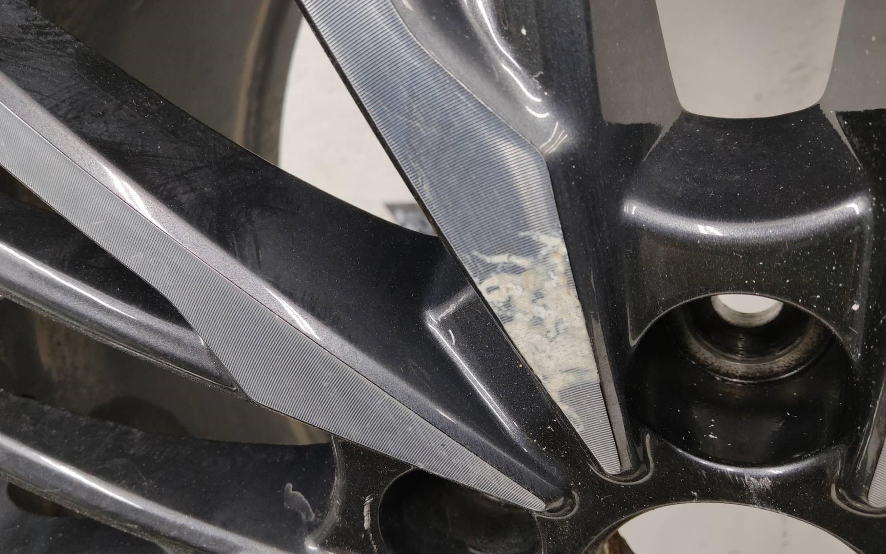 Диск колесный литой легкий сплав