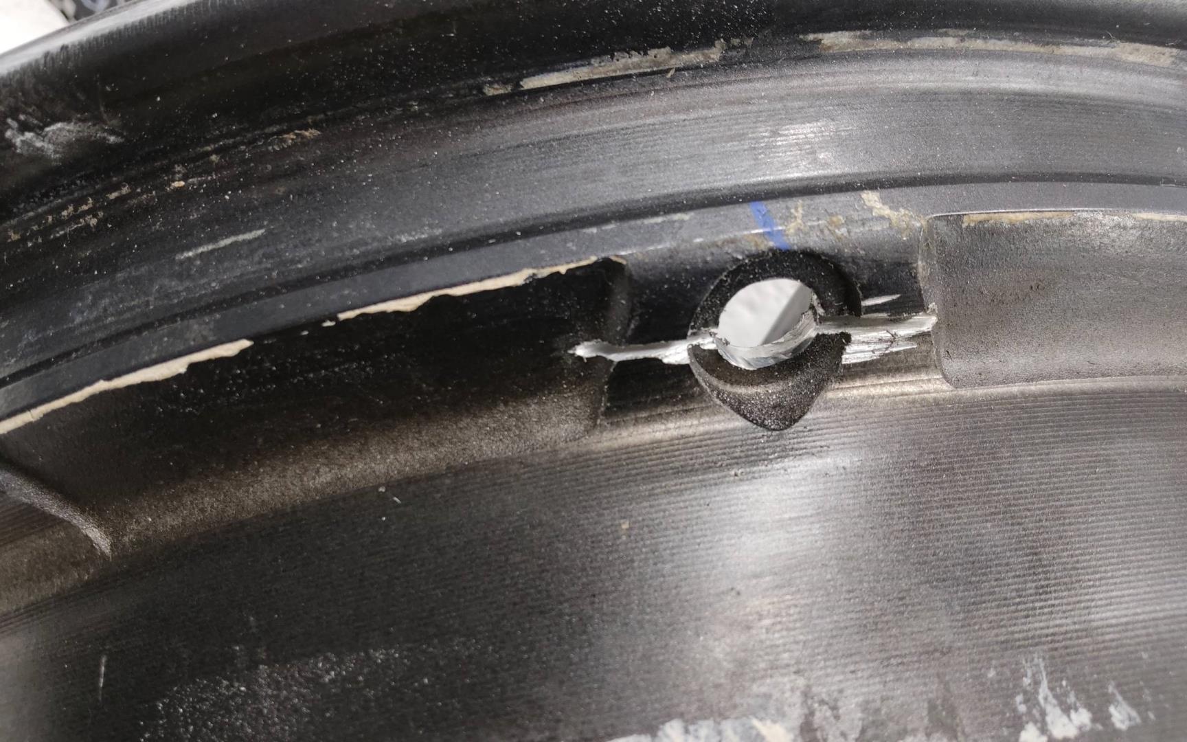 Диск колесный литой легкий сплав