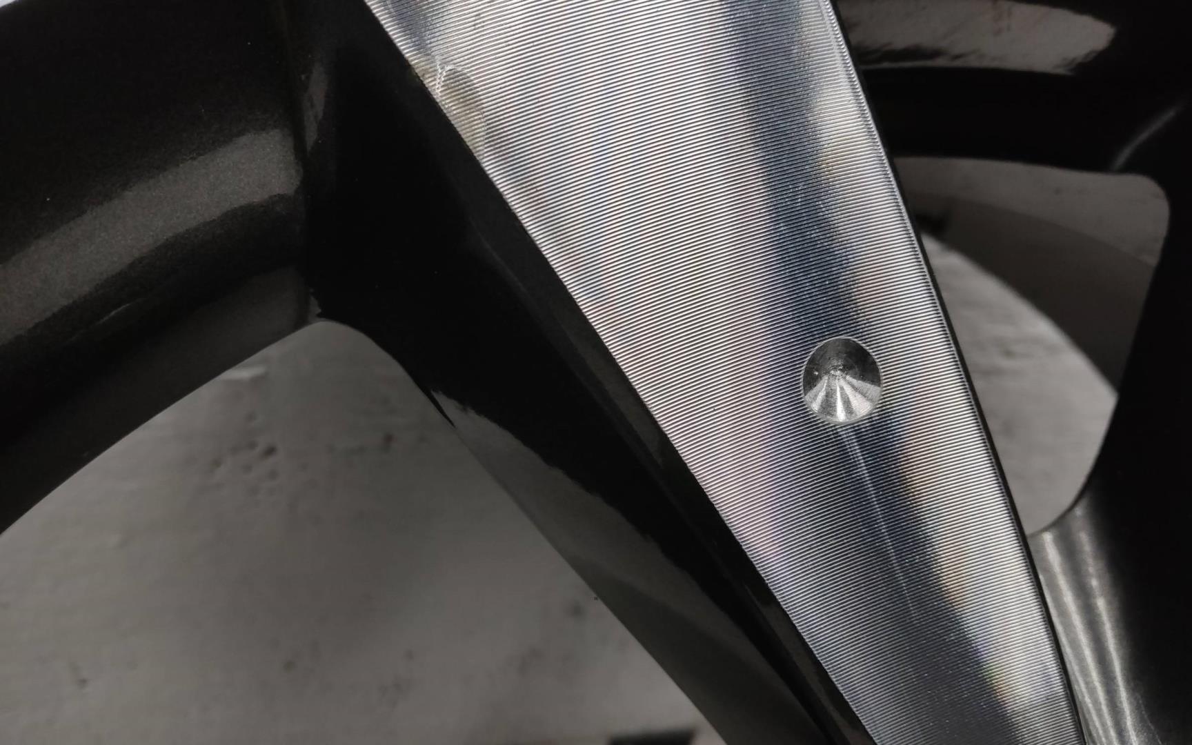 Диск колесный литой легкий сплав