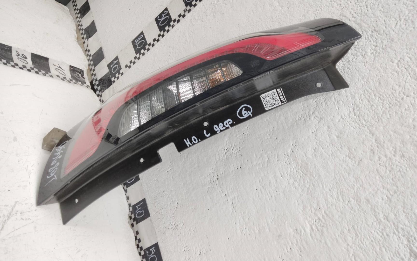 Фонарь задний левый