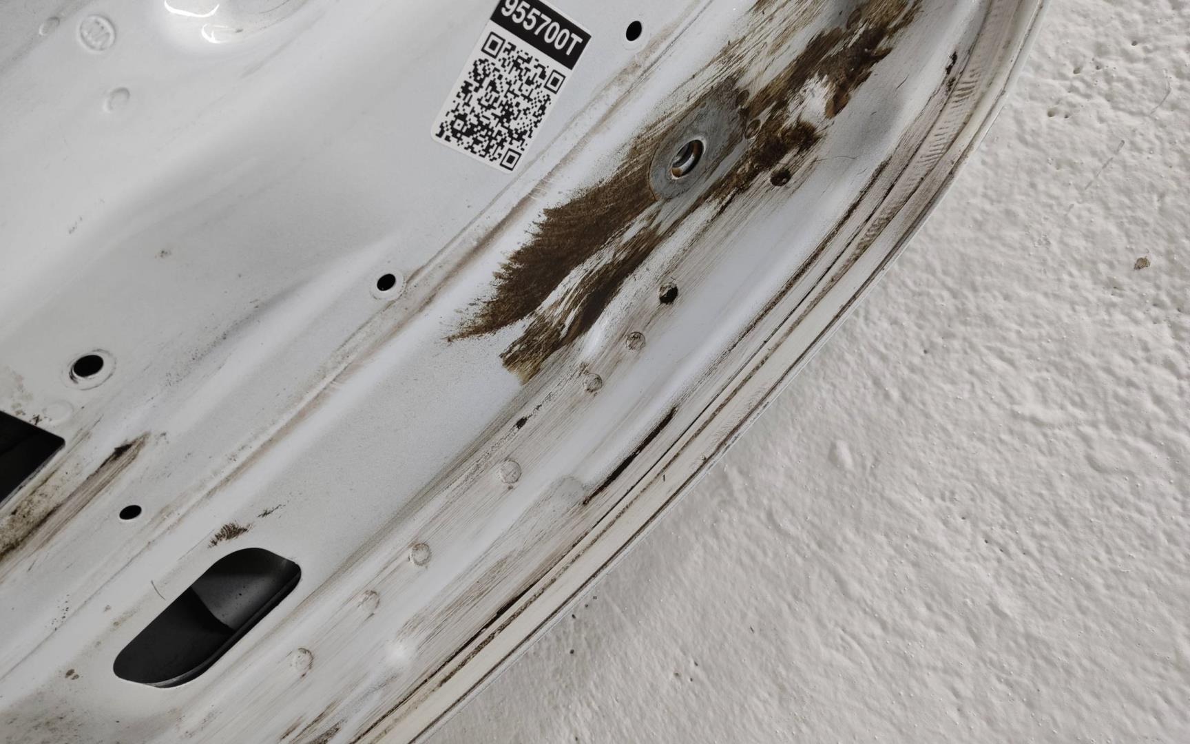 Дверь передняя левая