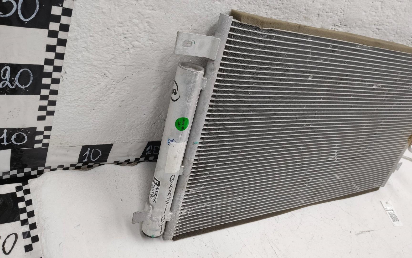 Радиатор кондиционера / конденсер