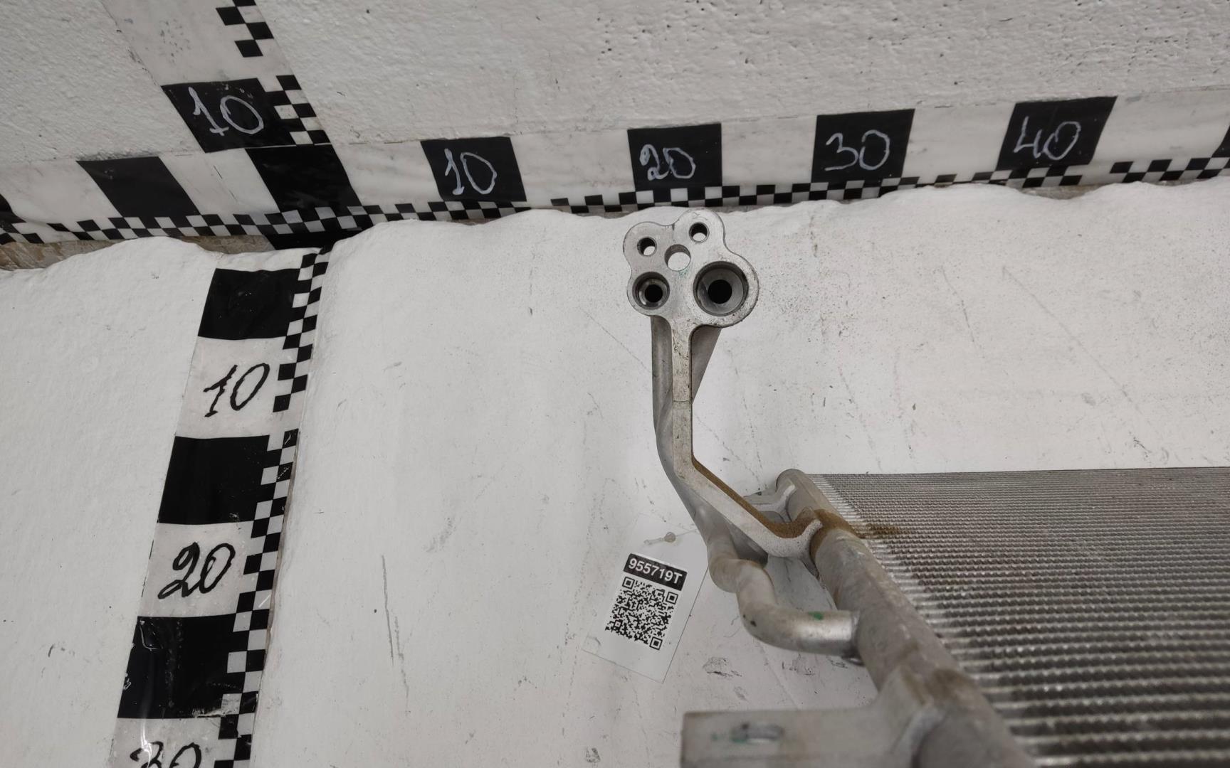 Радиатор кондиционера / конденсер