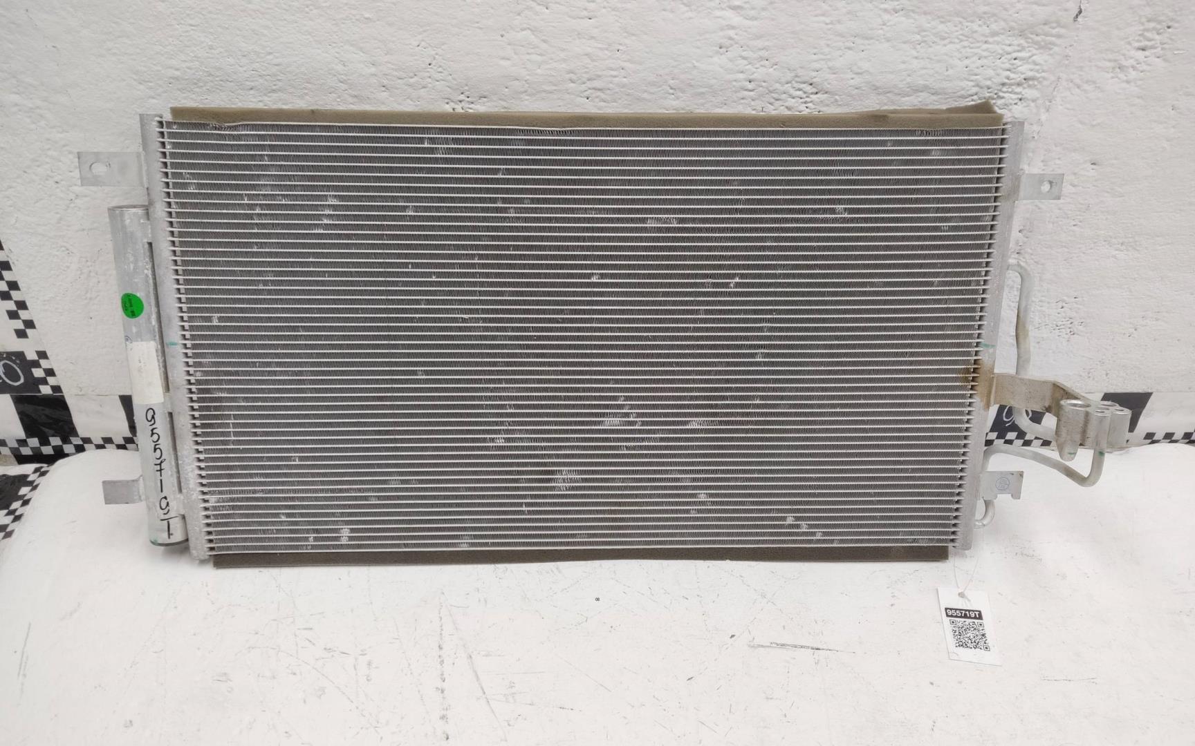 Радиатор кондиционера / конденсер