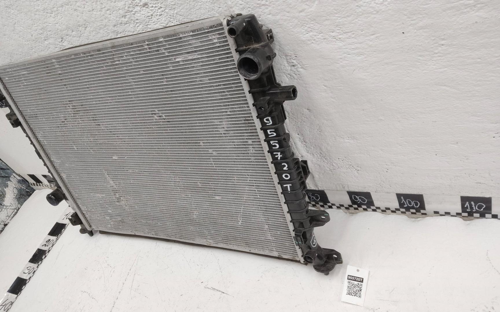 Радиатор охлаждения двигателя основной